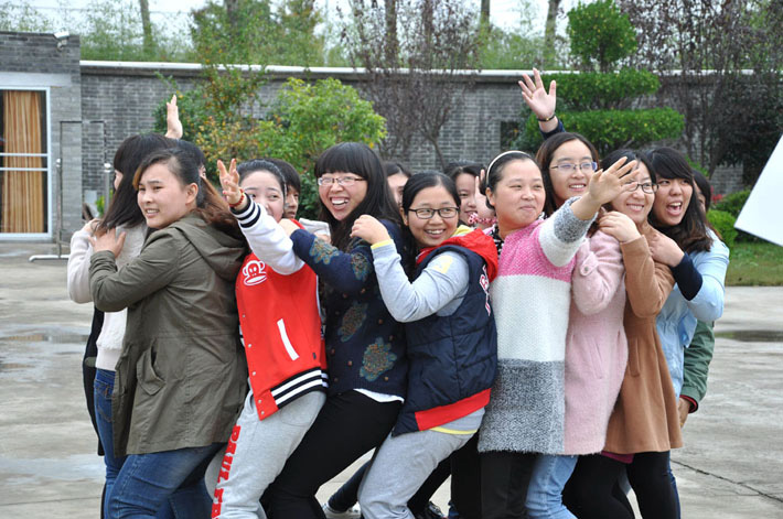 熱烈慶祝鹽城思科2014年Q3季度優(yōu)秀員工表彰大會(huì)圓滿舉行！